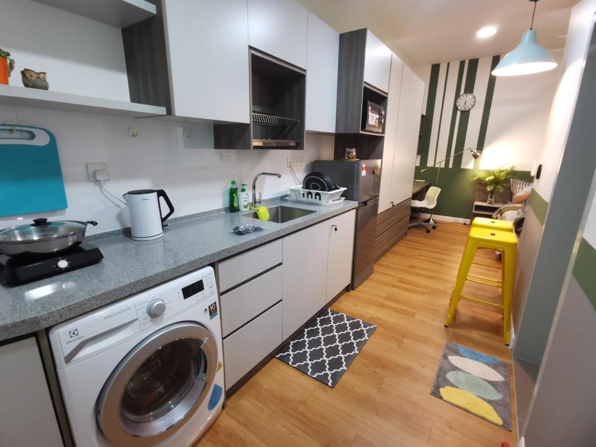 Hijau Geniehome 2Br1Studio Free 99Mbps Wifi And Carpark At Utropolis Shah Alam Exterior foto