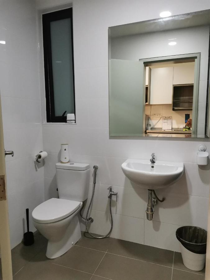 Hijau Geniehome 2Br1Studio Free 99Mbps Wifi And Carpark At Utropolis Shah Alam Exterior foto